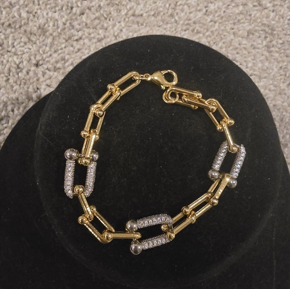 21kgp Dubai Jewelry Elegant Gold and Silver Bracelet - Picture 4 of 5